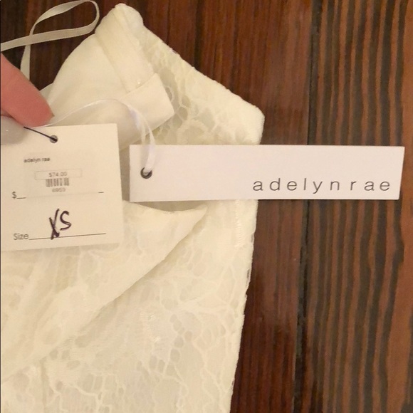 Off white lace dress, XS, New with tags - Picture 4 of 4